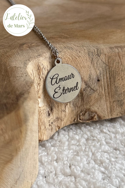 Chaîne et pendentif personnalisable en acier inoxydable