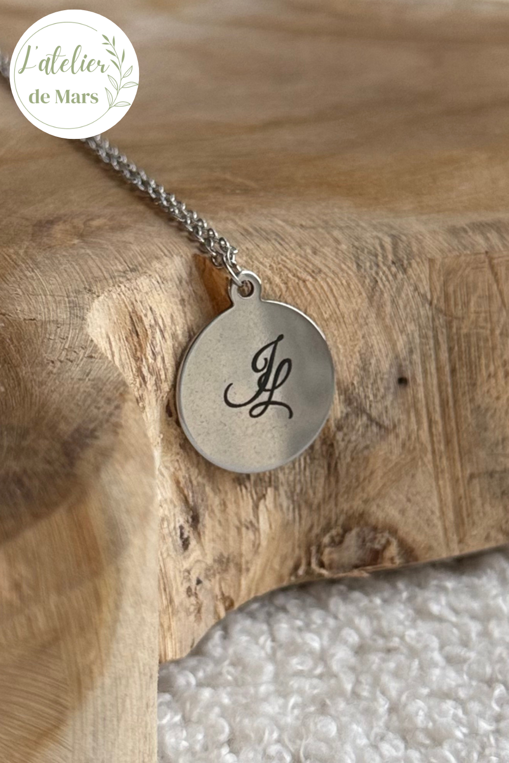 Chaîne et pendentif personnalisable en acier inoxydable