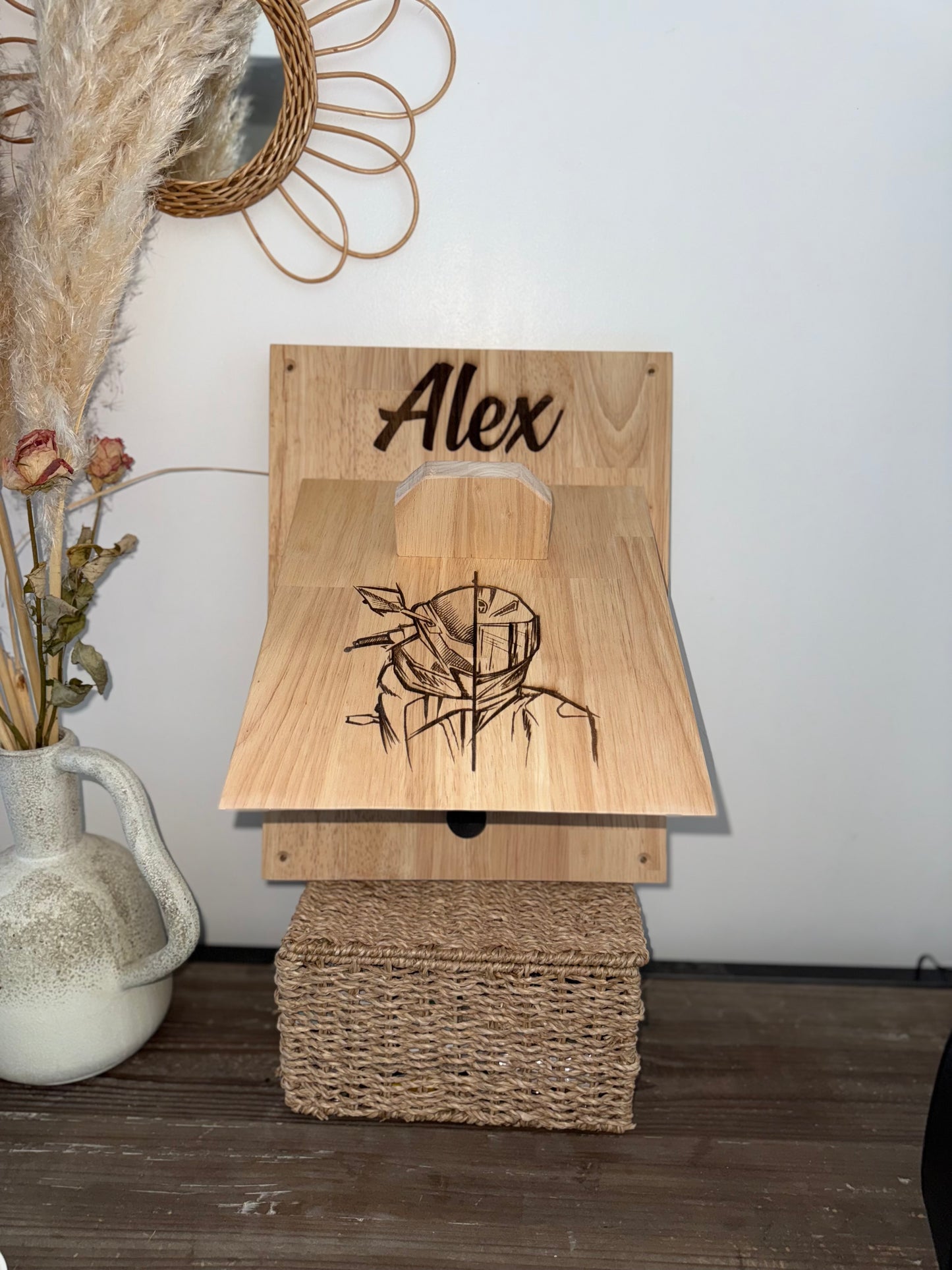 Support de casque personnalisé en bois