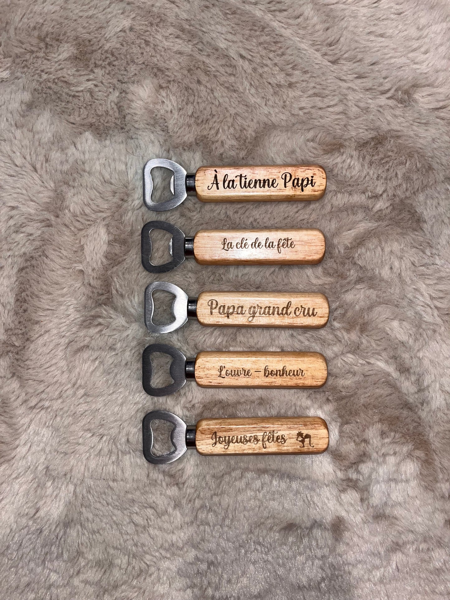 Décapsuleur en bois personnalisé