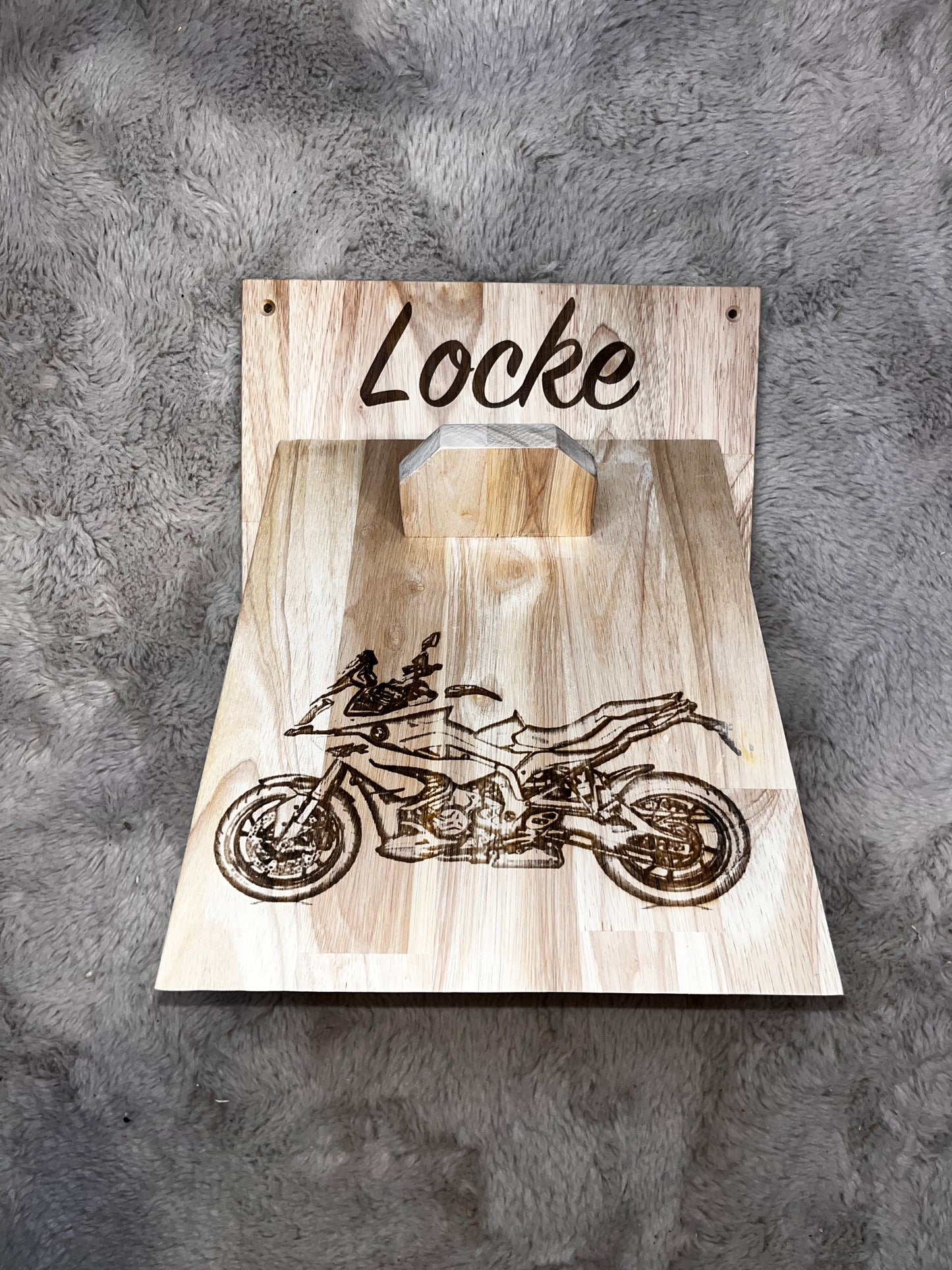 Support de casque personnalisé en bois