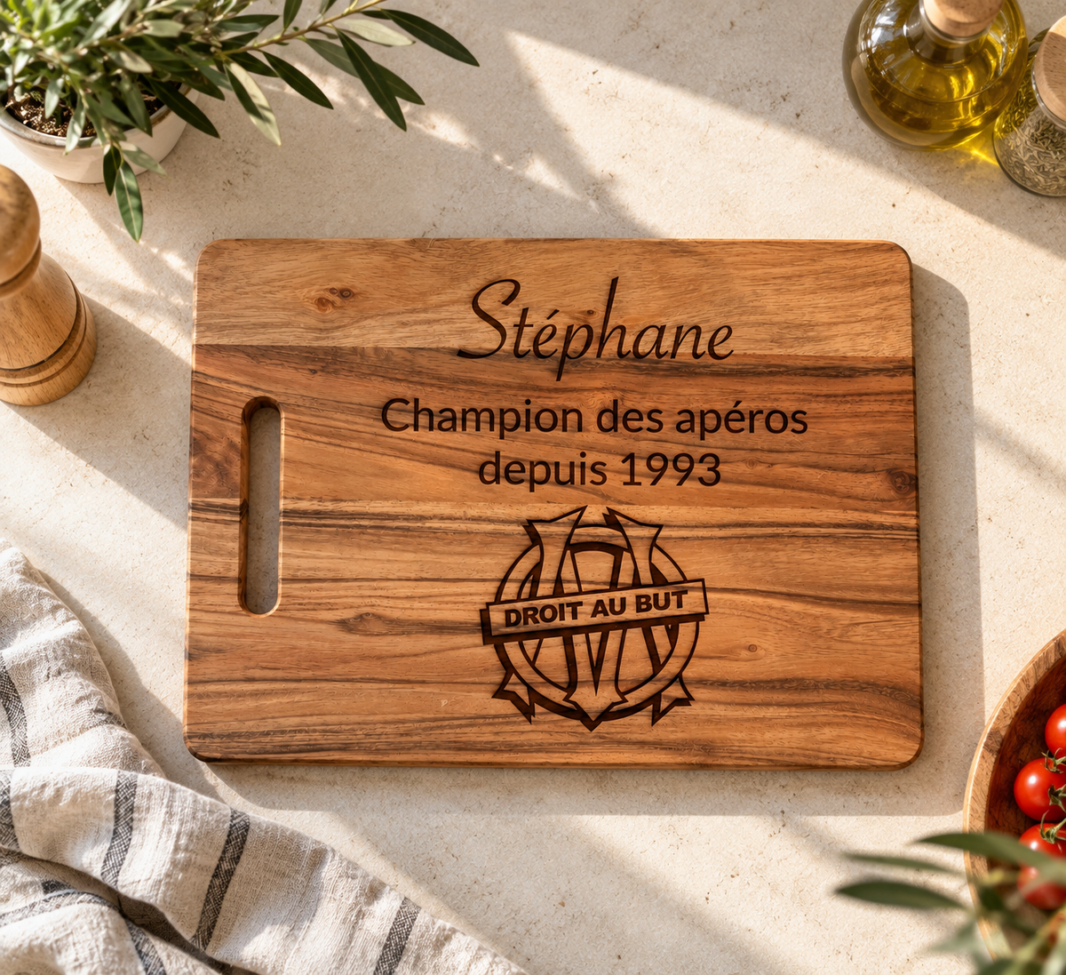Grande Apéro personalisée en bois, cadeau idéal pour supporter de l'om (olympique de marseille)