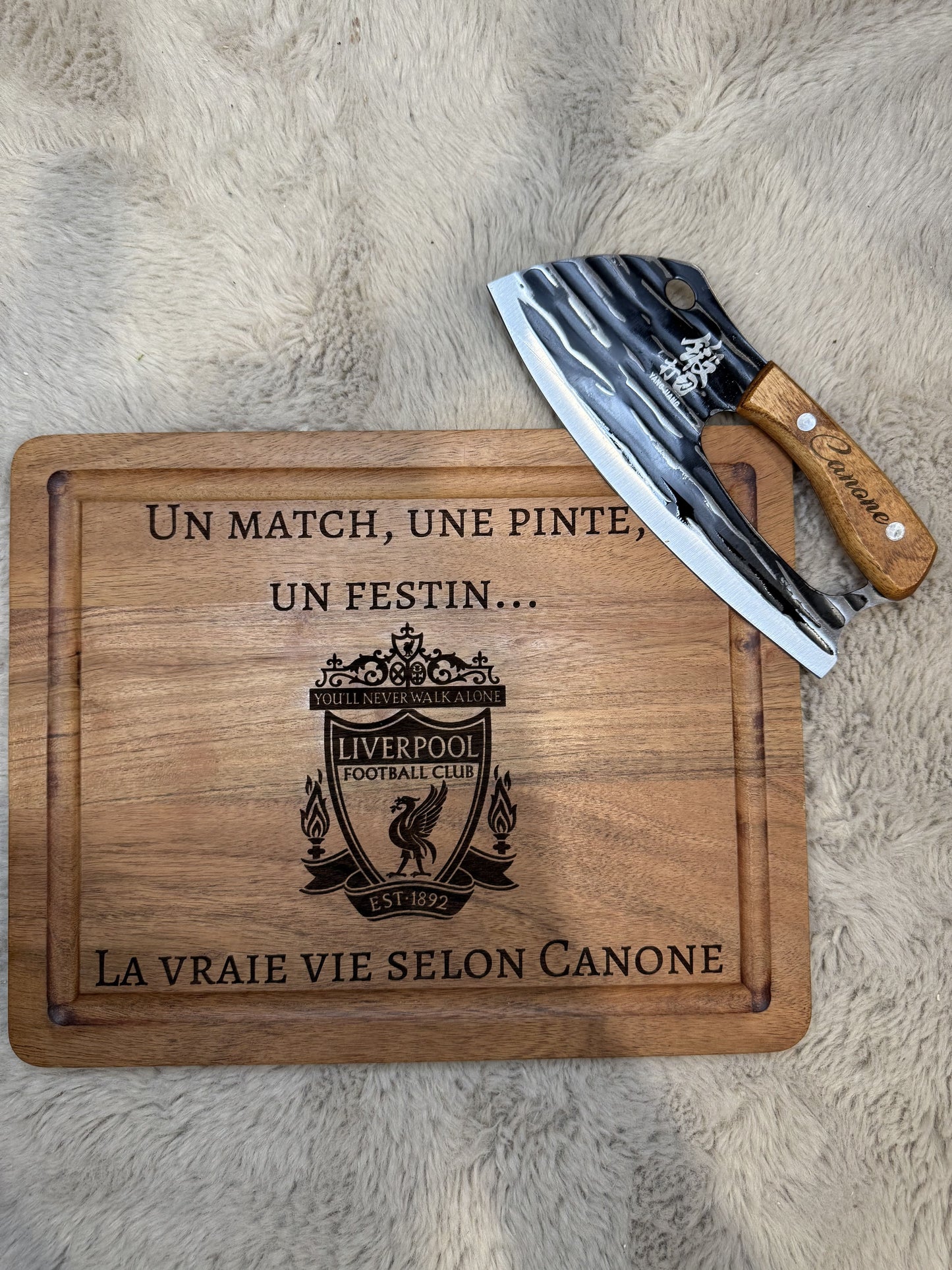 Planche à Découper personnalisée en Bois d'Acacia + Couteau Original Japonais