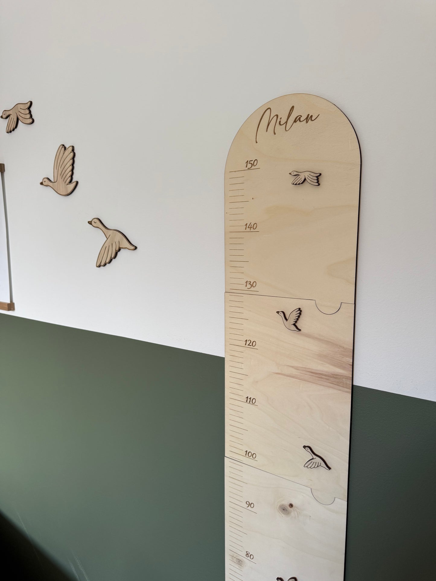 Toise Murale en Bois – Grandir avec Tendresse