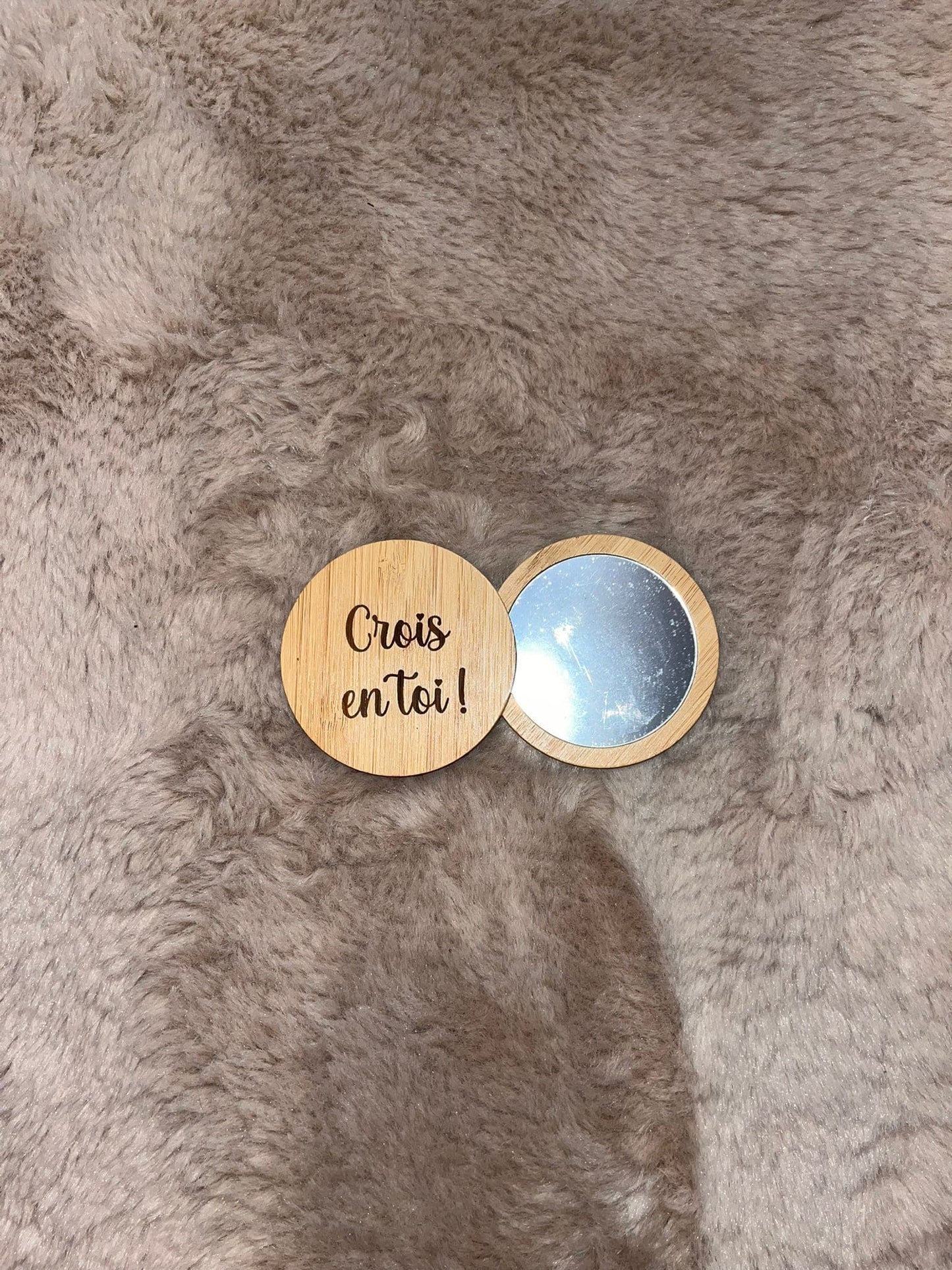 Miroir de poche en bois personnalisé