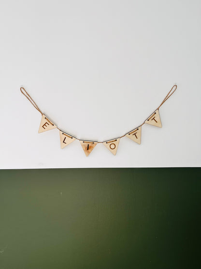 Guirlande personnalisée en bois