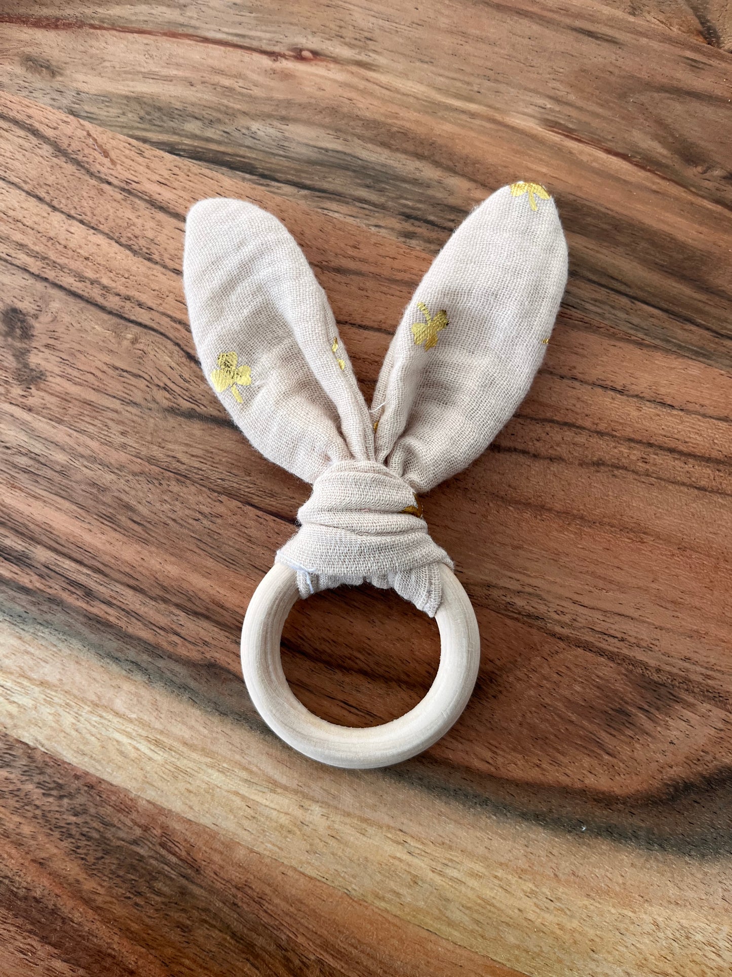 Anneau de dentition cousu main