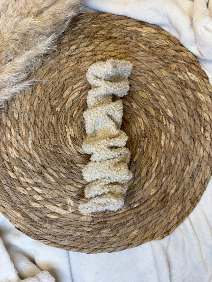 Chouchou en tissu pour l’allaitement, fait main, permettant aux mamans de se souvenir facilement du sein utilisé.