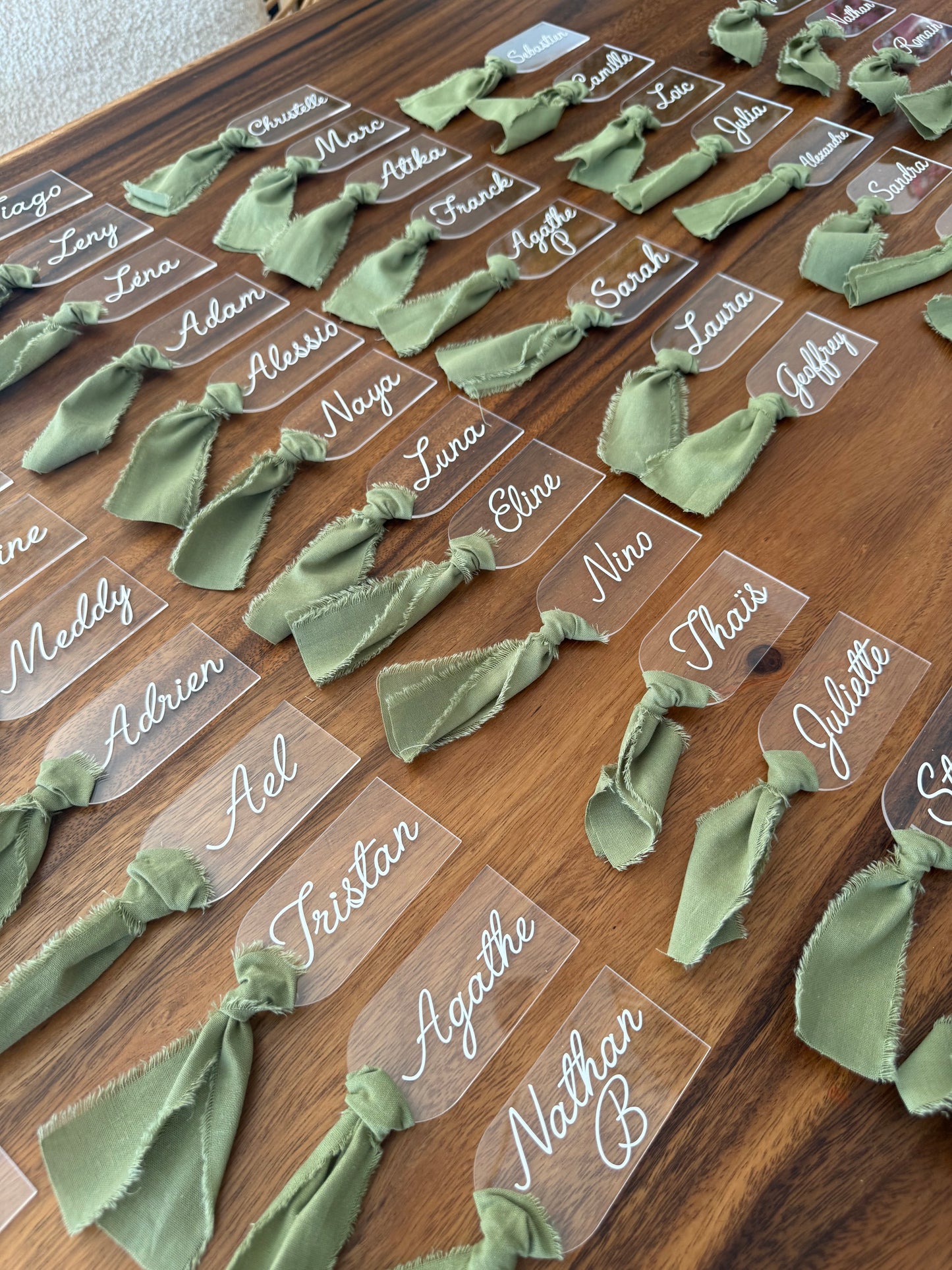 Marque-place mariage personnalisé en acrylique