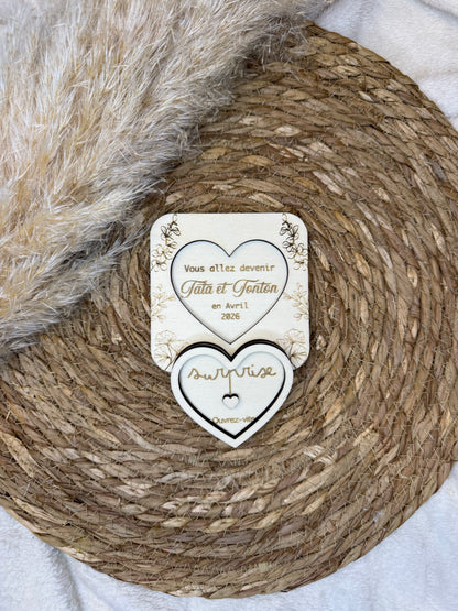 Découvrez notre carte message caché en bois, une manière originale de faire passer un message ou faire découvrir une naissance