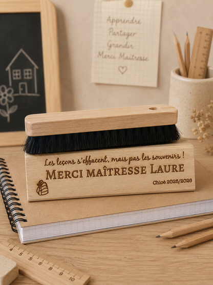 Brosse en bois pour tableau personnalisé