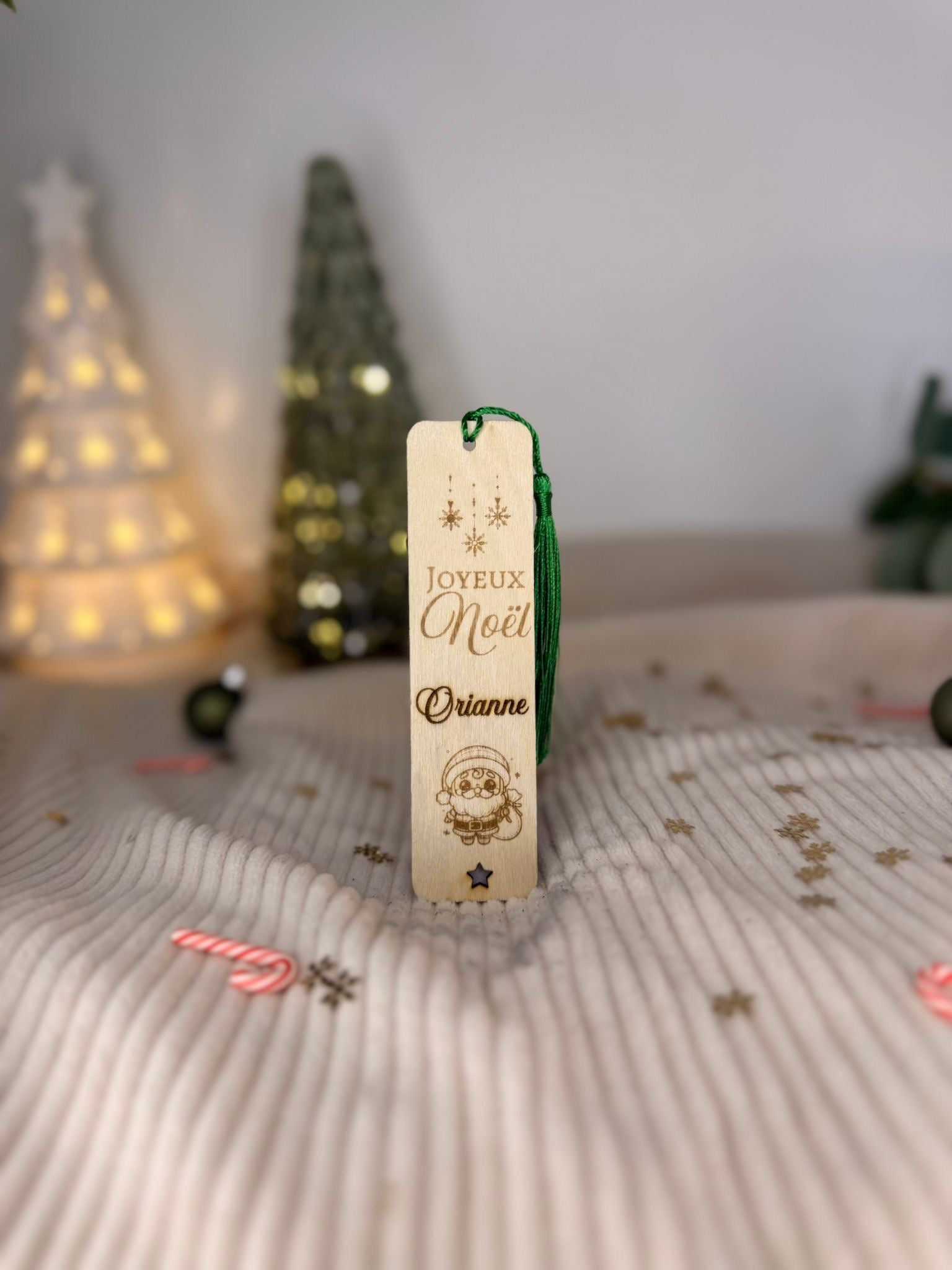 Marque-page en bois avec gravure Père Noël et prénom personnalisé, idée cadeau pour enfant originale