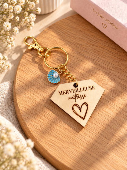 Porte clé personnalisé en bois pour maitresse en forme de diamant