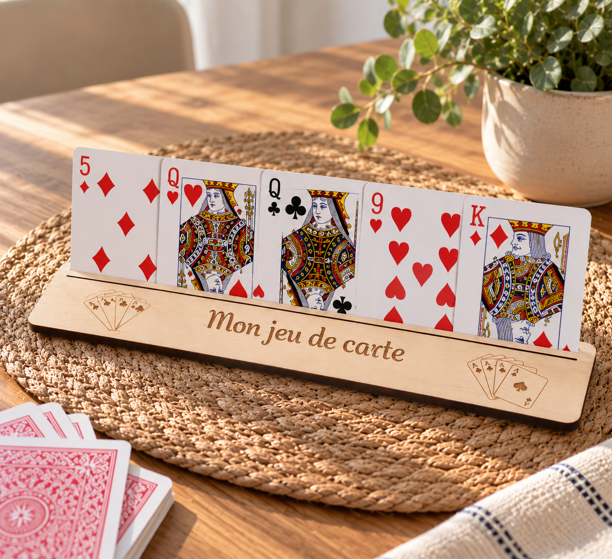 Support jeu de carte personnalisé en bois