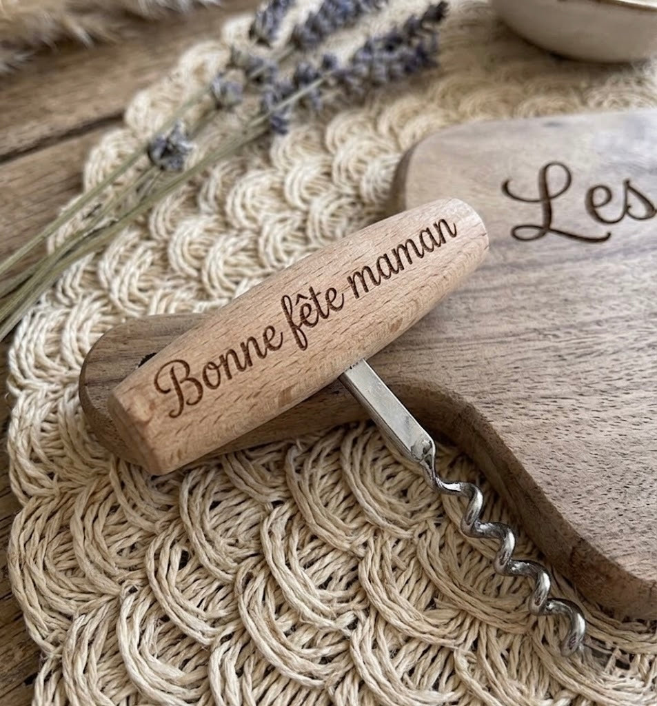 Tire bouchon personnalisé en bois