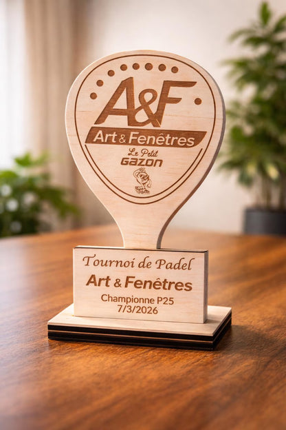 Trophée de padel personnalisé en bois