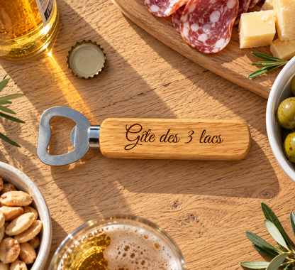 Ouvre bouteille personnalisé en bois, cadeau idéal pour une entreprise
