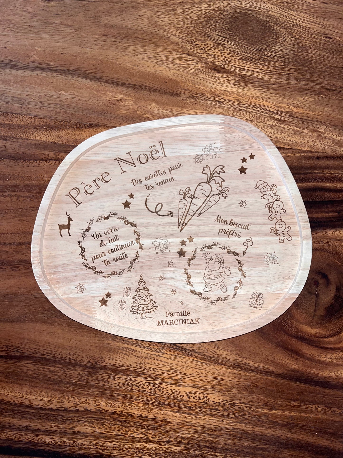 Plateau de Noël personnalisé en bois