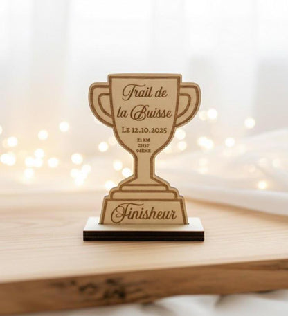 Trophée de trail personnalisé pour sportif en bois