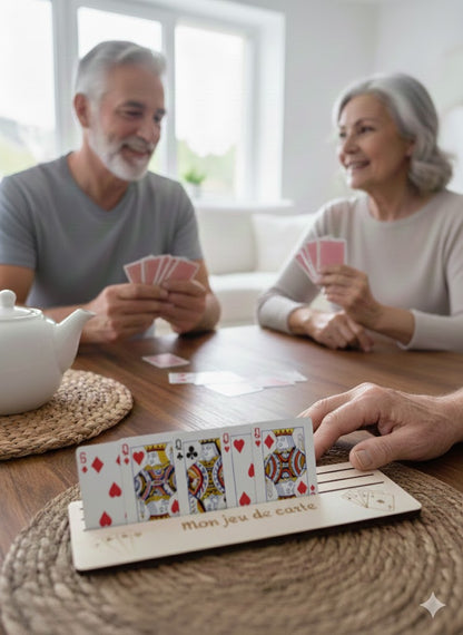 Support de jeux de carte - Pratique et Confortable pour Papi et Mamie